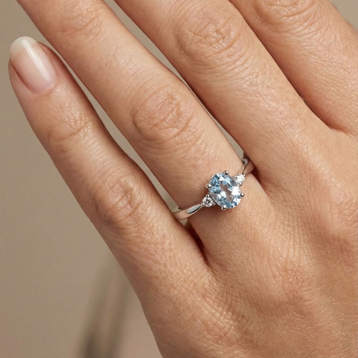 SORTIJA AGUAMARINA OVALO