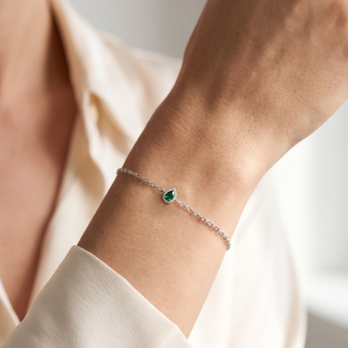 PULSERA GOTA ESSENCE ESMERALDA