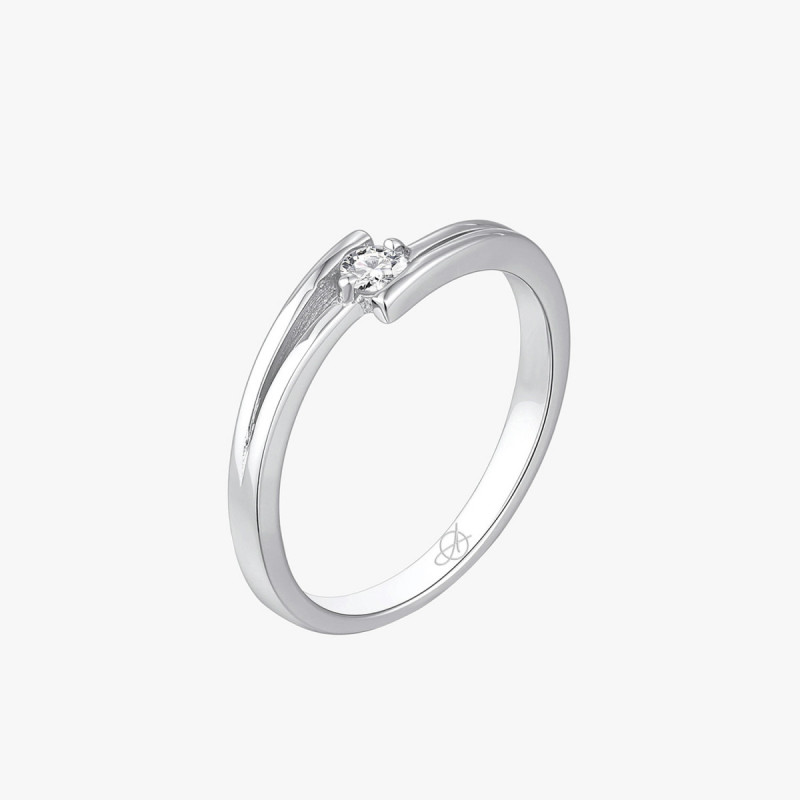 CENTRAL STONE RING