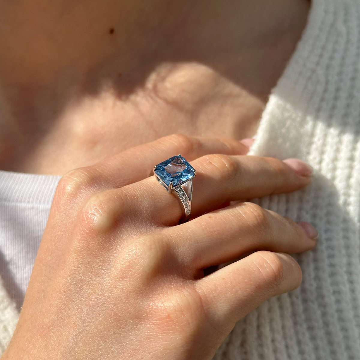 MAXI SQUARE AQUAMARINE RING