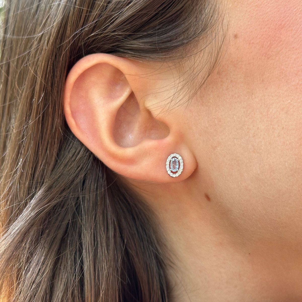 CLASSIC AQUAMARINE OVAL EARRING