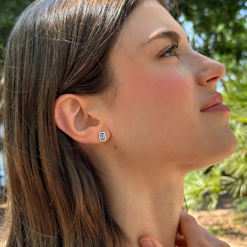 CLASSIC AQUAMARINE RECTANGLE EARRING