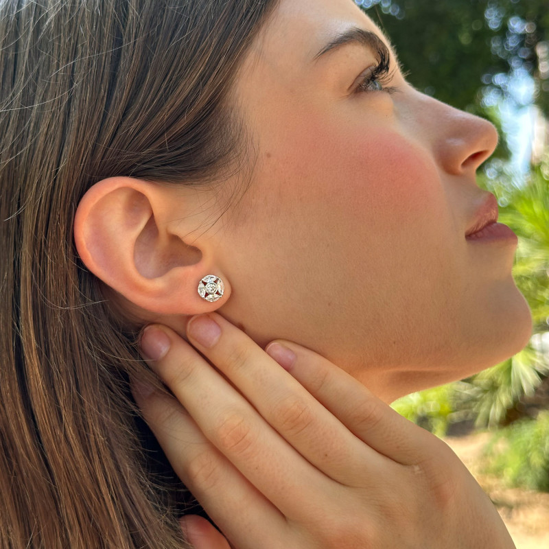 ELEGANCE EARRING