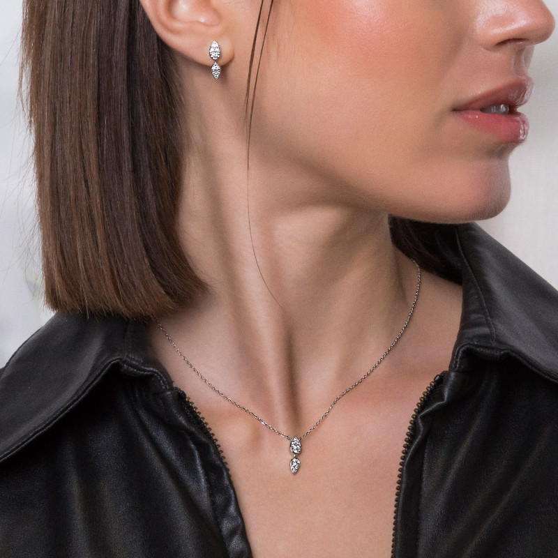 TWIN CHOKER