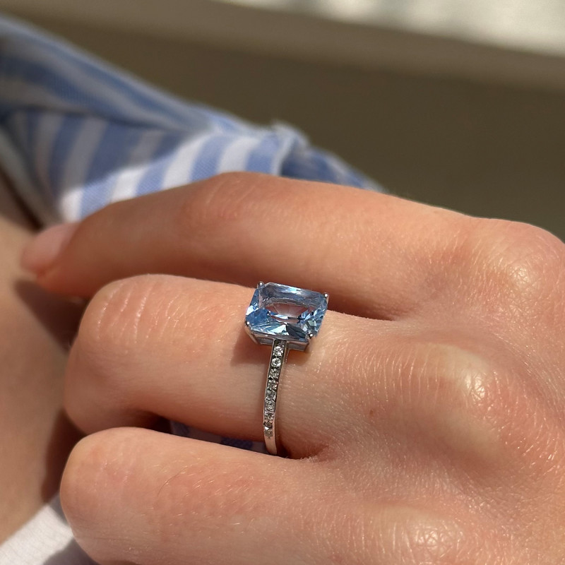 AQUAMARINE RING
